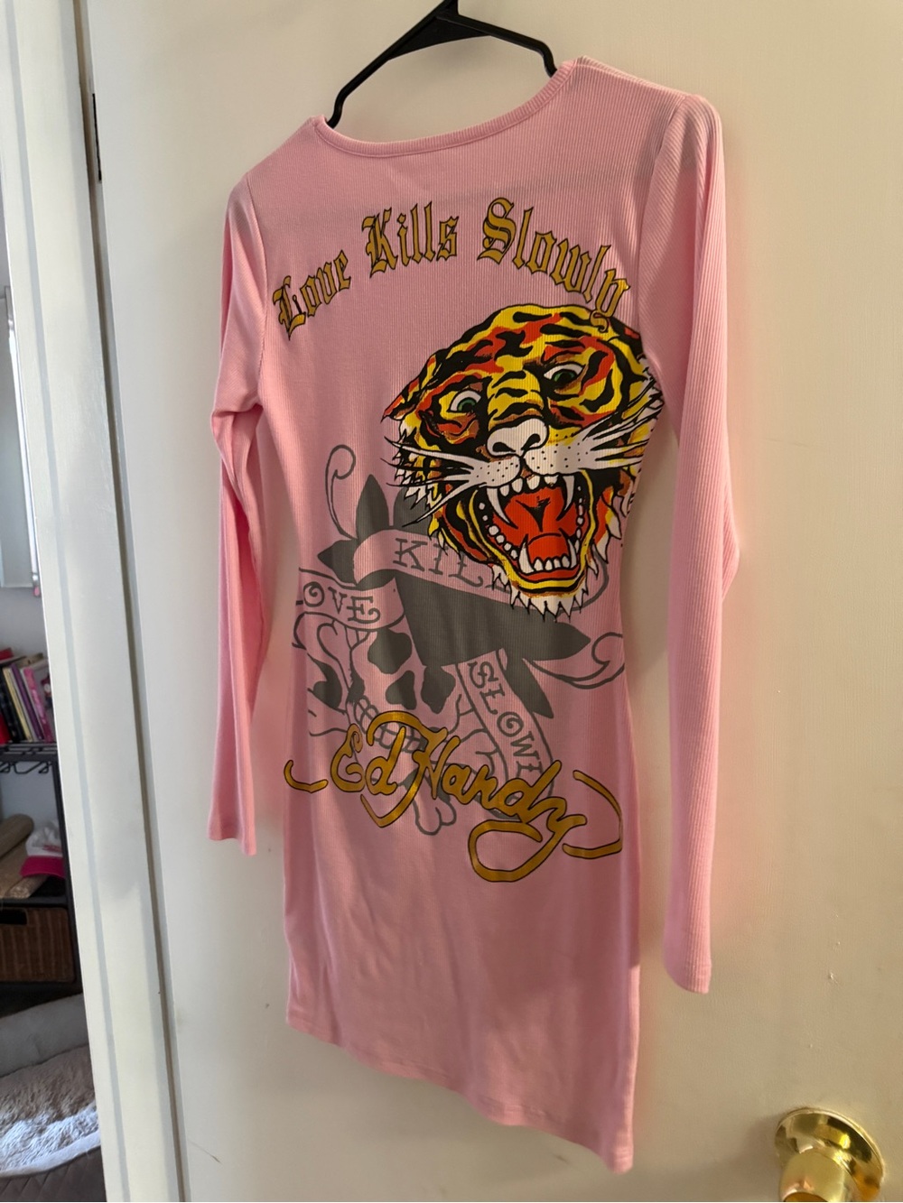 Ed Hardy Pink Long-Sleeve Graphic Bodycon Top - Picture 5 of 5